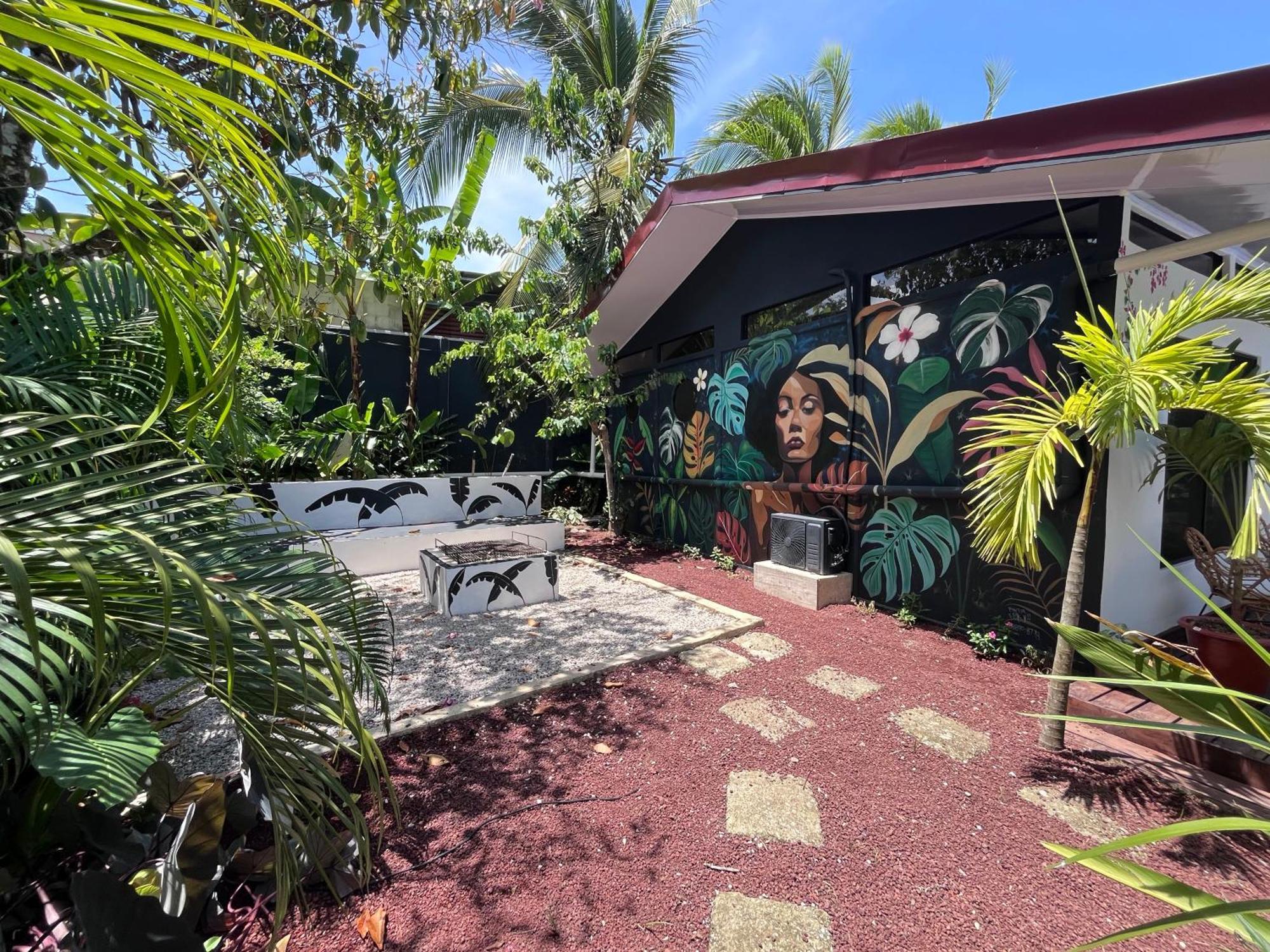 Mecca 호텔 Puerto Viejo de Talamanca 외부 사진